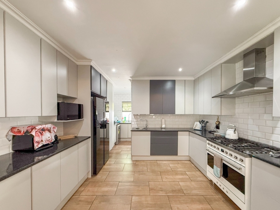 3 Bedroom Property for Sale in Leloko Lifestyle Estate North West